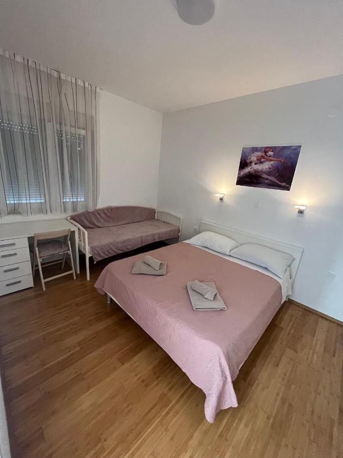 Apartman 3M With Free Parking Split Eksteriør billede