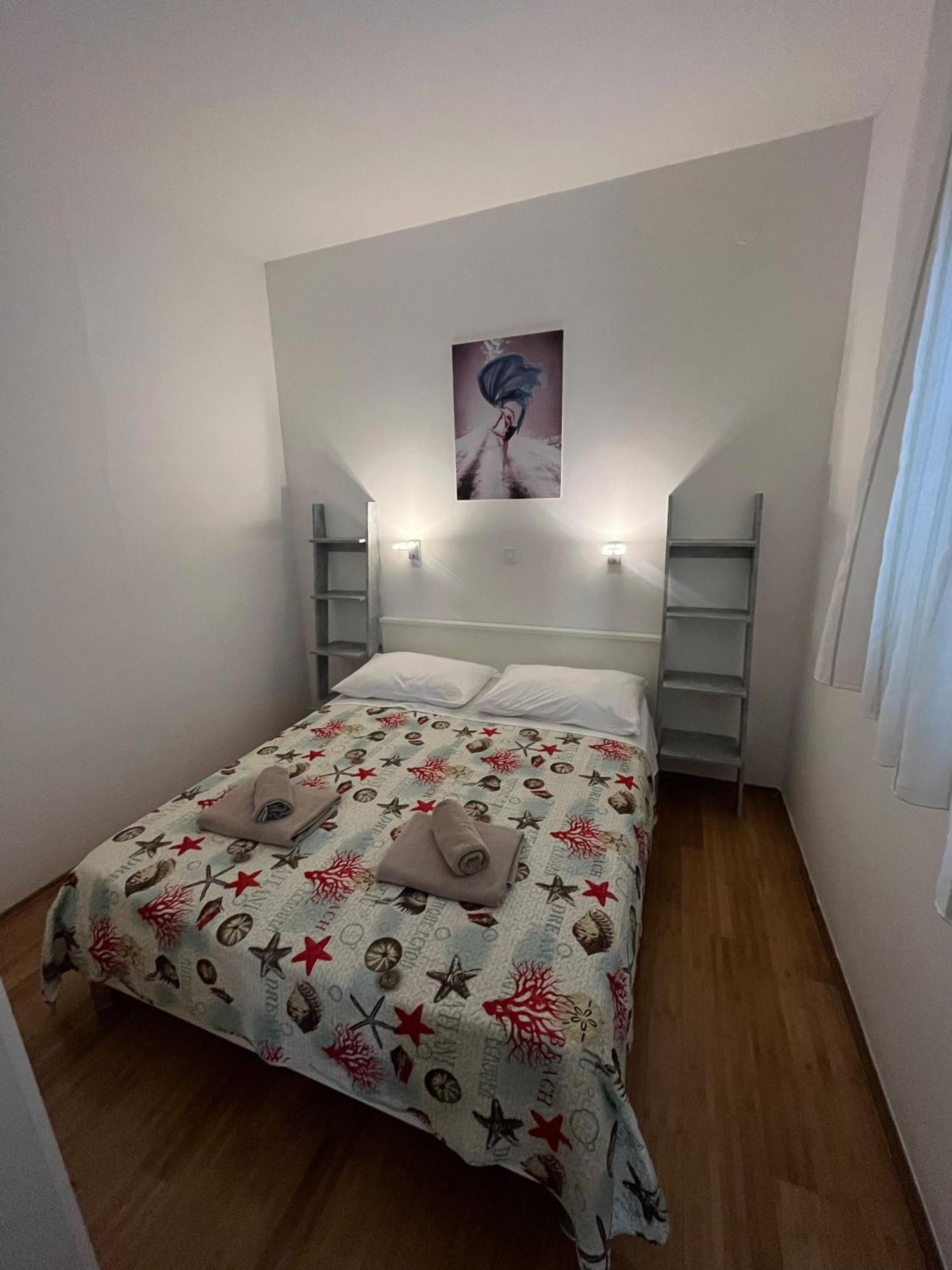 Apartman 3M With Free Parking Split Eksteriør billede