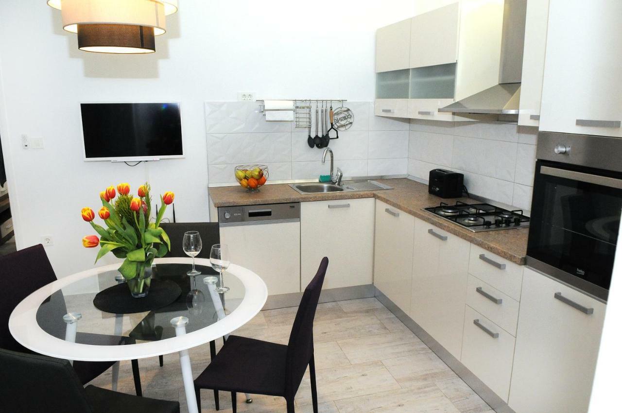Apartman 3M With Free Parking Split Eksteriør billede